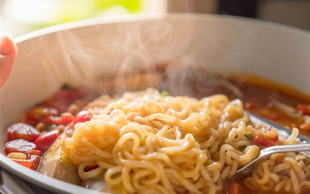 泡麵2色調味粉超毒！醫：脫水蔬菜也別吃
