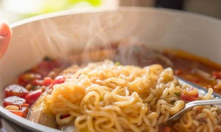 泡麵2色調味粉超毒！醫：脫水蔬菜也別吃